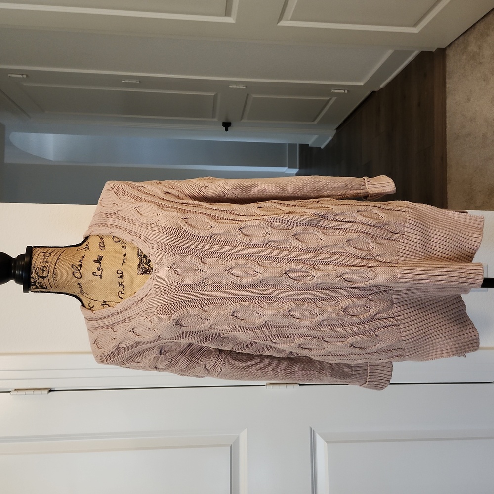 Women's Cable Knit Sweater - Rose Pink